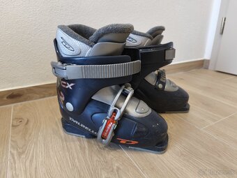 Predám kompletnú lyžiarsku výstroj pre dieťa