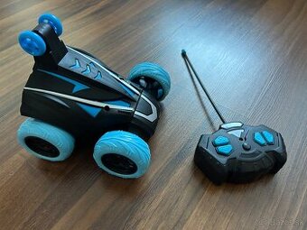 Auto na dialkove ovladanie