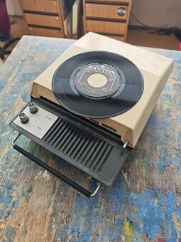 Predám retro prenosný gramofón