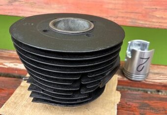 Valec Jawa 250 559 po vybrúsené + piestna sada