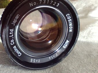 Objektiv Cosinon 55mm f1.4 zavit M42