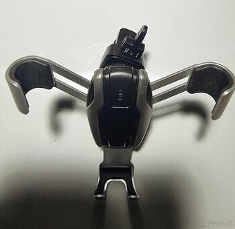 Držiak na mobil do auta