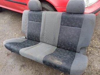 Zadná sedačka škoda felicia