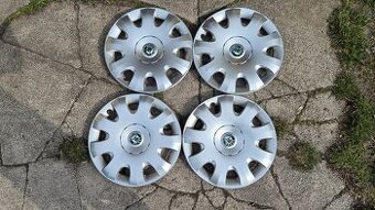 Predám originál puklice Škoda,veľkosť 15