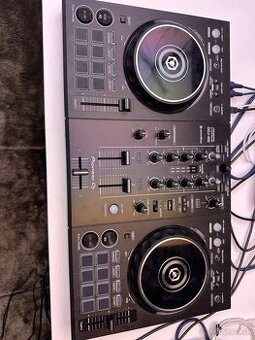 DJ kontrolér Pioneer DJ DDJ-400 + technika