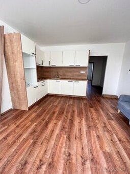 Nové Kompletne prerobená dvojgarsónka na Generála Klapku