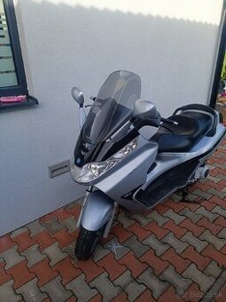 Piaggio x8 150