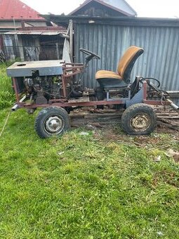 Predam trakrik domácej vyrobi 4x4 zadok hydraulický aj vleck