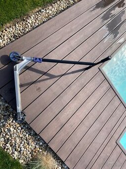 Custom freestyle kolobežka