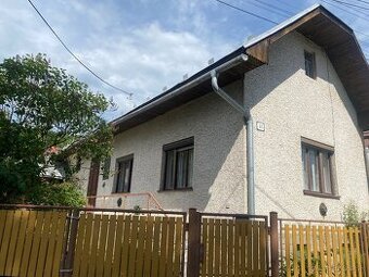 Rodinný dom v obci Kolárovice