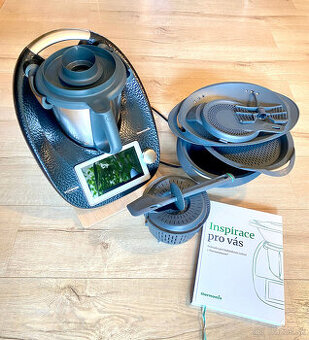 Thermomix TM6 - limitovaná black diamond (varí sám)
