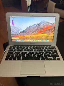MacBook Air 11” (Mid 2011) – funkčný, ale poškodený displej