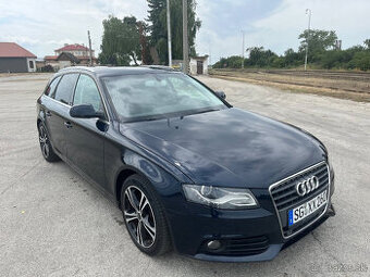 Audi A4 avant 2.0 TDI sport r.v 2010 navi bixenon webasto
