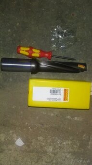 SANDVIK 880