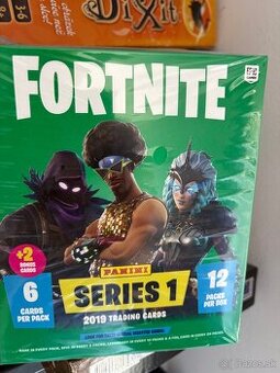 Fortnite panini zberatelske karty