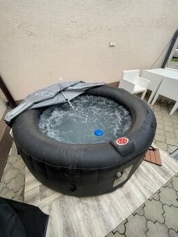 Nafukovacia mobilna virivka