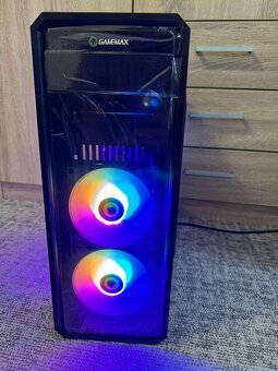 Herné PCčko Ryzen 7 5800/ RTX 4060 / 32GB/ 1TB NvMe