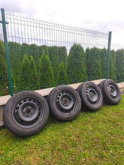 Zimné pneumatiky 205/55 R16 na diskoch
