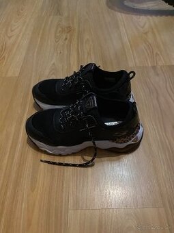 Dámske tenisky Skechers 39