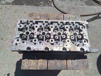 HLAVA MOTORA 04L103373E 04L103064F 04L 103 373 E