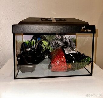 Akvárium set 12l  30x20x20