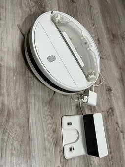 Xiaomy Mi robot vacuum-mop essential