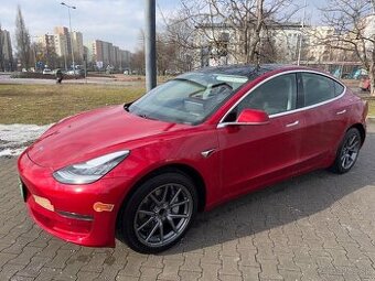 Predam tesla 3