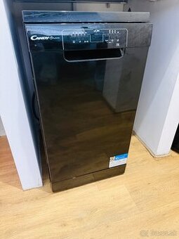 Umývačka riadu Candy