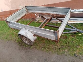 Prívesný vozík