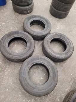 235/70 R15 Continental