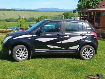 Suzuki Swift 4x4, 1,3 benzín