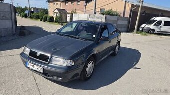 Skoda octavia 1- 1.6 benzin