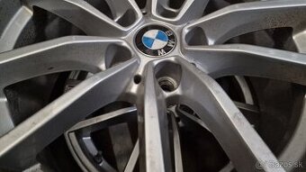 Predám originál alu set B.M.W 17"-5x112+225/50r17 zimné