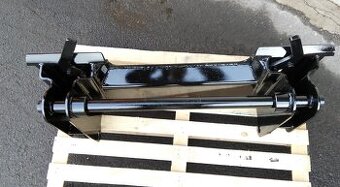 Adaptér Manitou na zariadenia z EURO šmyk CAT Bobcat NH