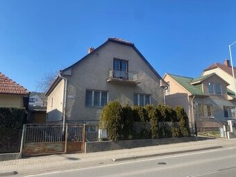 Dom v atraktívnej lokalite na bývanie, alebo podnikanie