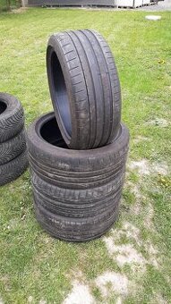 225/40R18. 88Y. Michelin letné