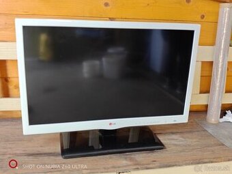 LG Lcd smart Tv "26" (66cm)
