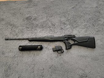 Blaser R8