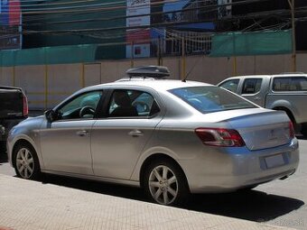 Peugeot 301 / 1.6 85kw