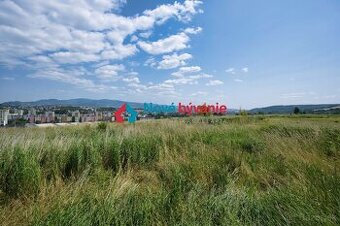 Exkluzívny slnečný pozemok s panoramatickým výhľadom na Preš