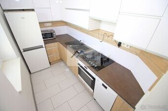 PREDAJ veľky 3 izb BYT 109m2 so záhradkou Bošany