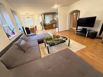 Veľké Zálužie - RD priestranný, zariadený, garáž a pozemok - 1