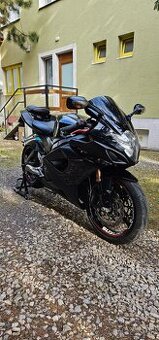 Suzuki GSXR 1000 K6