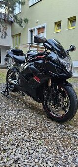 Suzuki GSXR 1000 K6