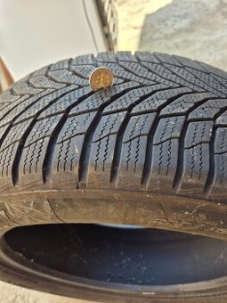 235/55 r18  zimne