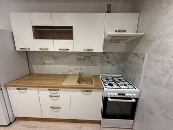 3 izbový byt do prenájmu  v Nových Zámkoch.