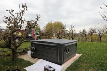 Luxusná SMART VÍRIVKA SKLADOM