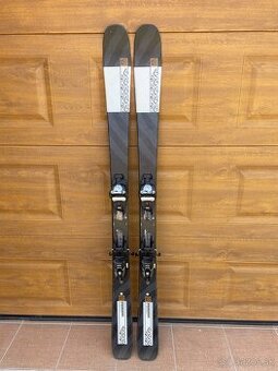 Freeridové lyže K2
