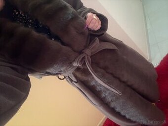 Krásny elegantný kabát