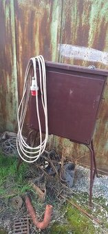 Elektricky rozvadzac